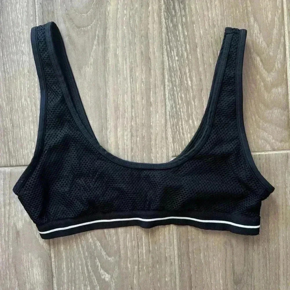F21 black scoop neck bikini top